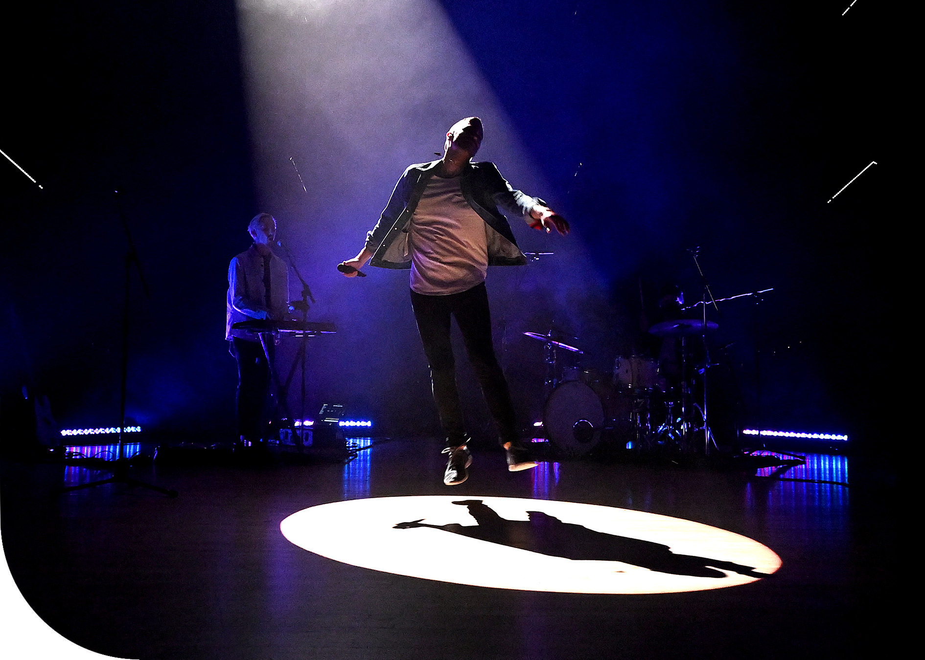 JUNO-nominated singer-songwriter, keynote speaker, and facilitator Peter Katz