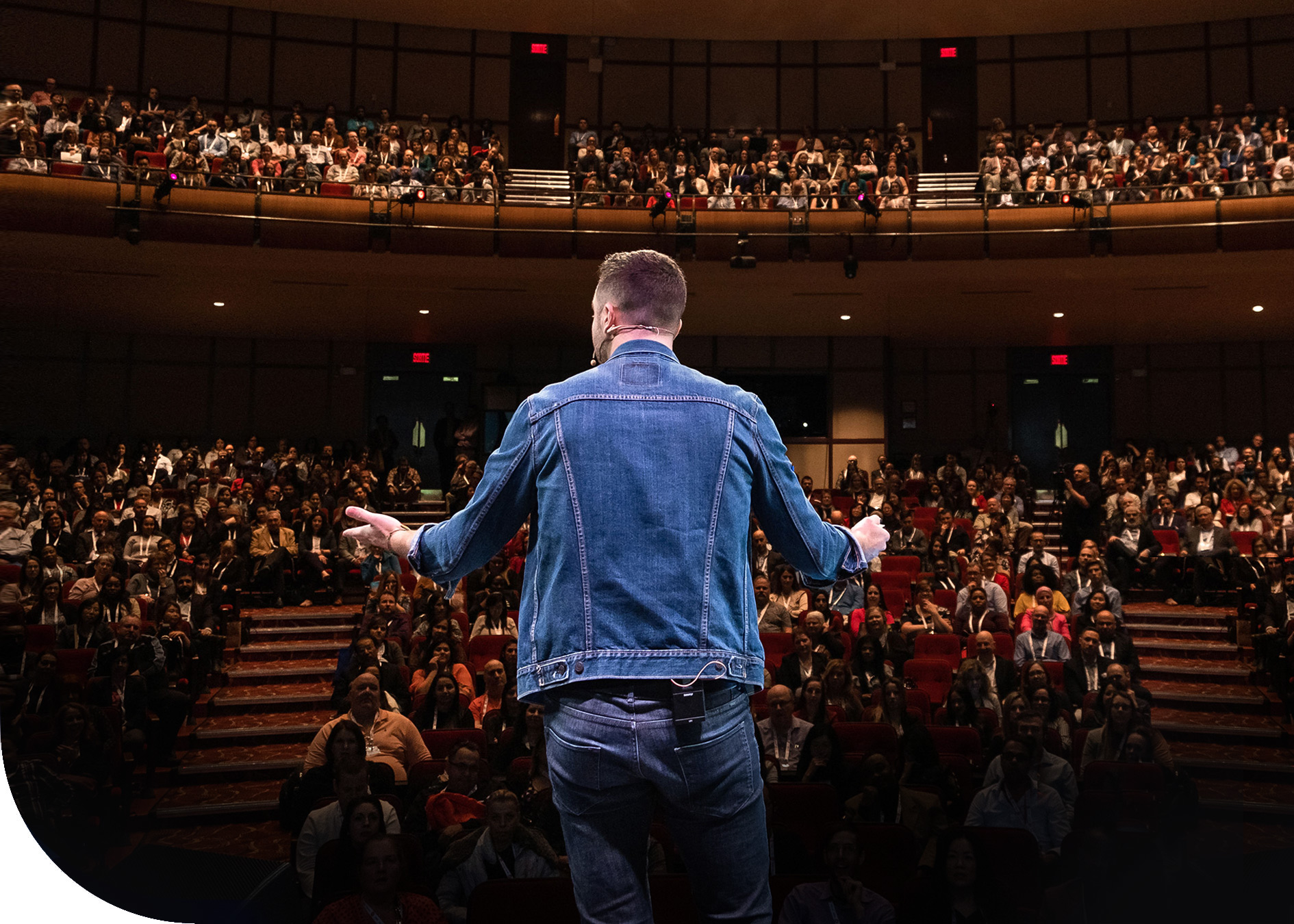 JUNO-nominated singer-songwriter, keynote speaker, and facilitator Peter Katz